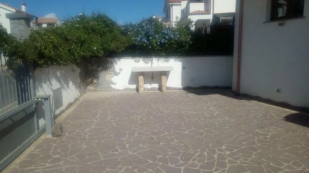 Villa Rosa SantʼAntìoco 0*,